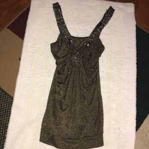 Shimmery olive & Black tank